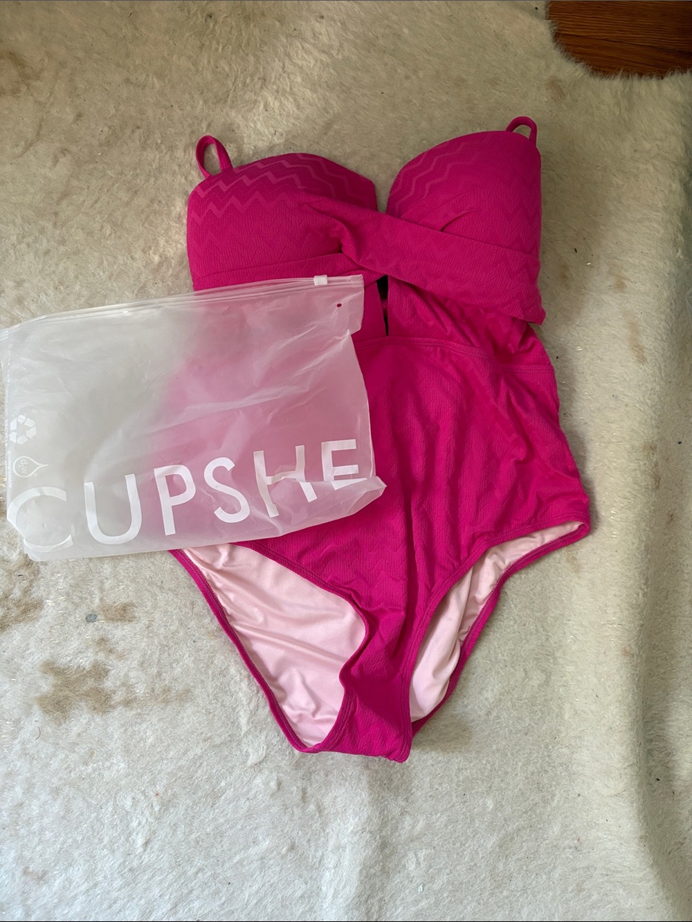 Cupshe Fuchsia Textured One-Piece Swimsuit